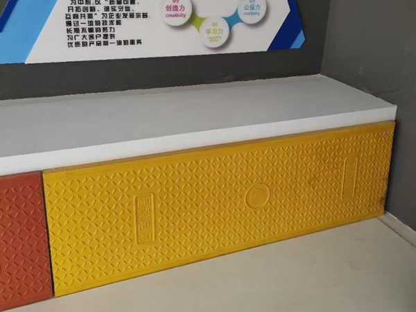 电力盖板